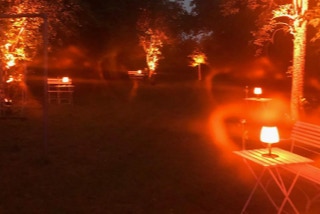 Garten Akkulampen, Gartenmöbel, Romantik